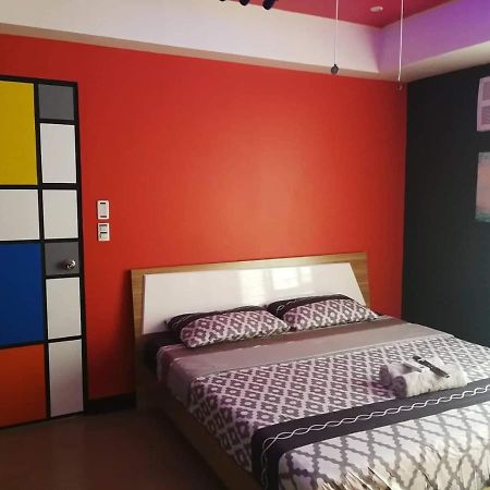 Cubao Manhattan Heights Unit 11Pq Tower B, 1Br Cidade Quezon Exterior foto