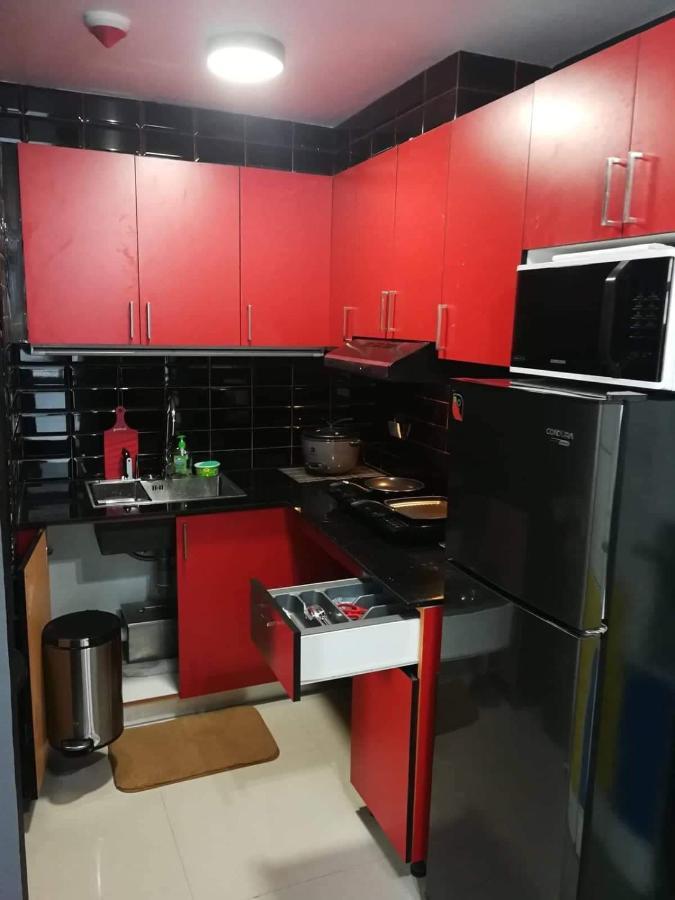 Cubao Manhattan Heights Unit 11Pq Tower B, 1Br Cidade Quezon Exterior foto